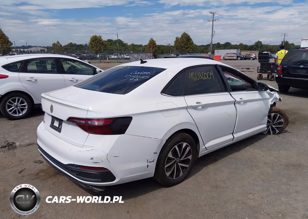 2024 Volkswagen Jetta 1.5T S VIN:3VW5M7BU6RM046992 - 4
