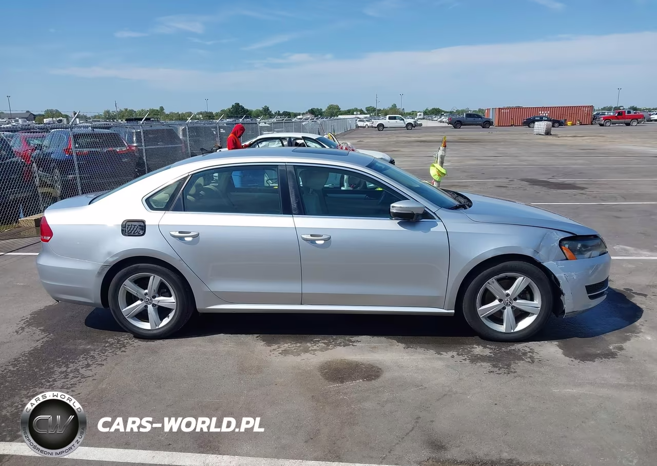 2013 Volkswagen Passat 2.0L Tdi Se VIN:1VWBN7A30DC061295 - 13
