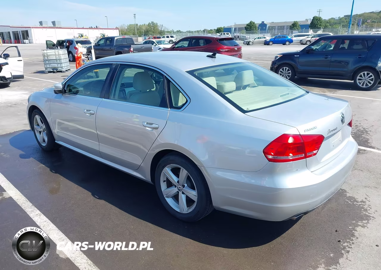 2013 Volkswagen Passat 2.0L Tdi Se VIN:1VWBN7A30DC061295 - 3