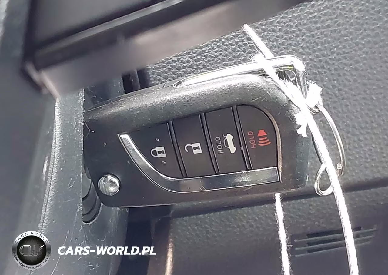 2024 Toyota Corolla Hybrid Le VIN:JTDBCMFE1R3044305 - 11
