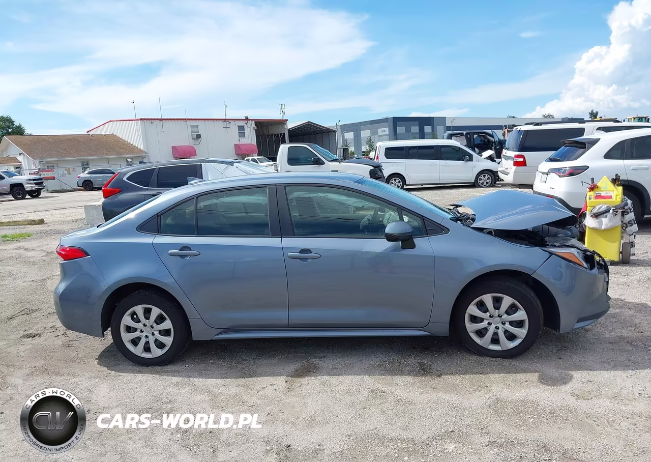 2024 Toyota Corolla Hybrid Le VIN:JTDBCMFE1R3044305 - 13