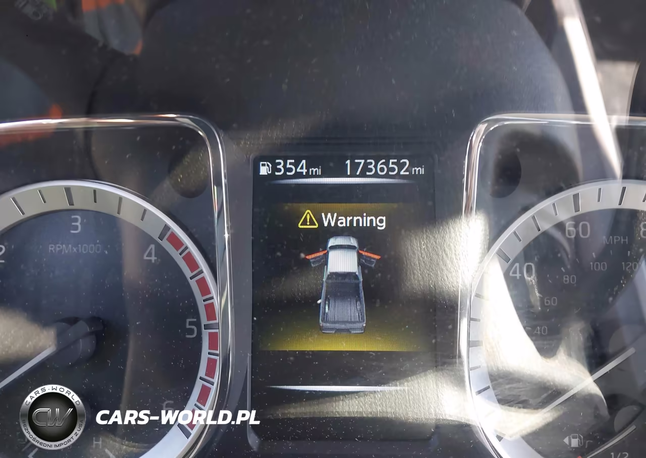 2016 Nissan Titan Xd Pro-4X Diesel VIN:1N6BA1F40GN506105 - 14