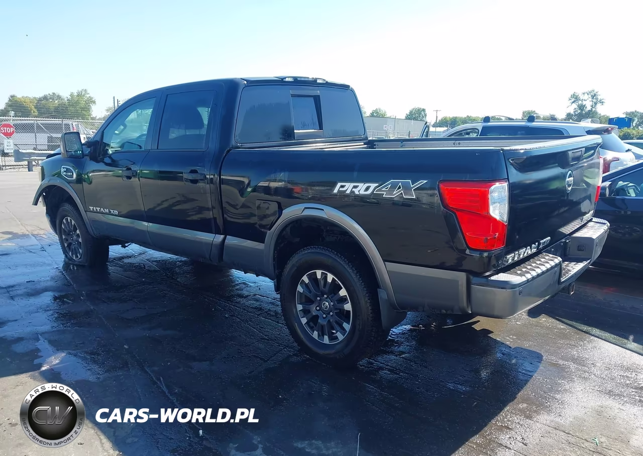2016 Nissan Titan Xd Pro-4X Diesel VIN:1N6BA1F40GN506105 - 3