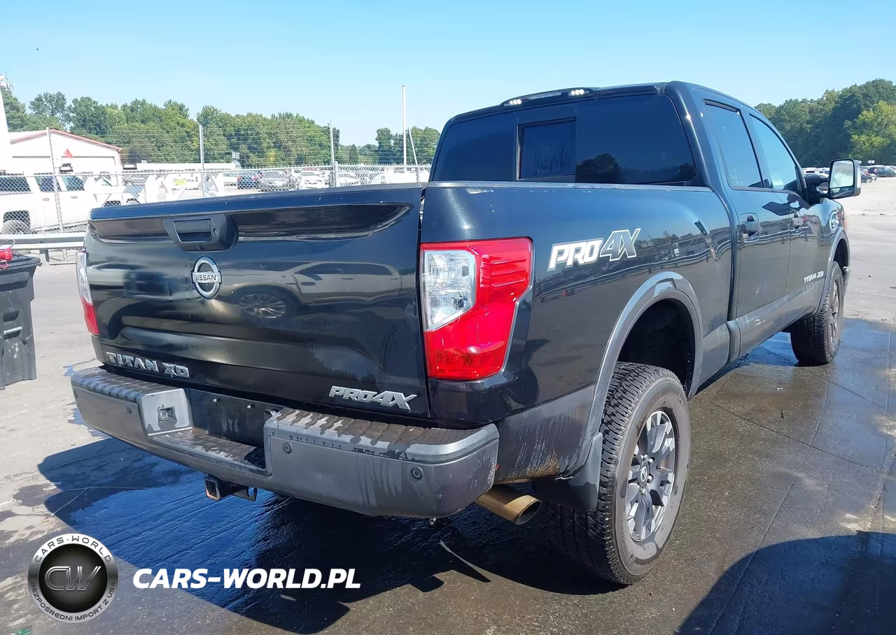 2016 Nissan Titan Xd Pro-4X Diesel VIN:1N6BA1F40GN506105 - 4