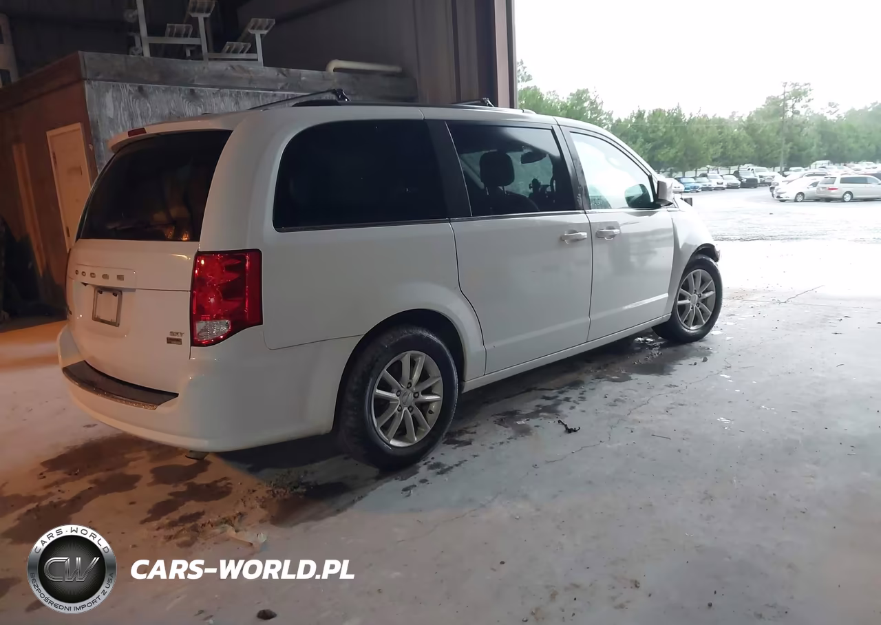 2019 Dodge Grand Caravan Sxt VIN:2C4RDGCG6KR707318 - 4
