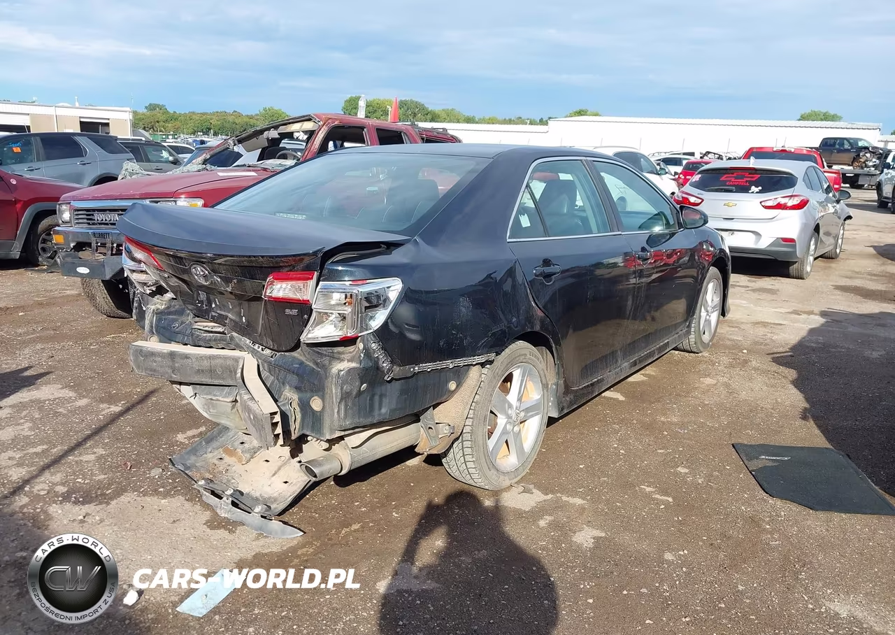 2012 Toyota Camry Se VIN:4T1BF1FK6CU506883 - 4