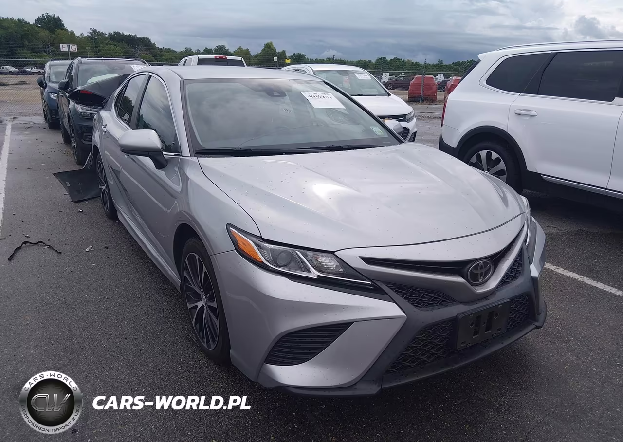2020 Toyota Camry Se – zdjęcie 1 z 16