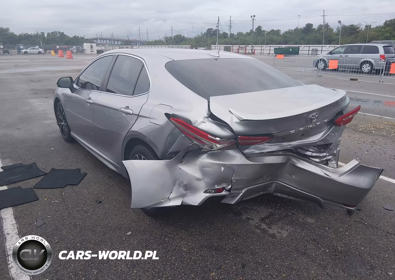 2020 Toyota Camry Se VIN:4T1G11AK1LU922254 - 3