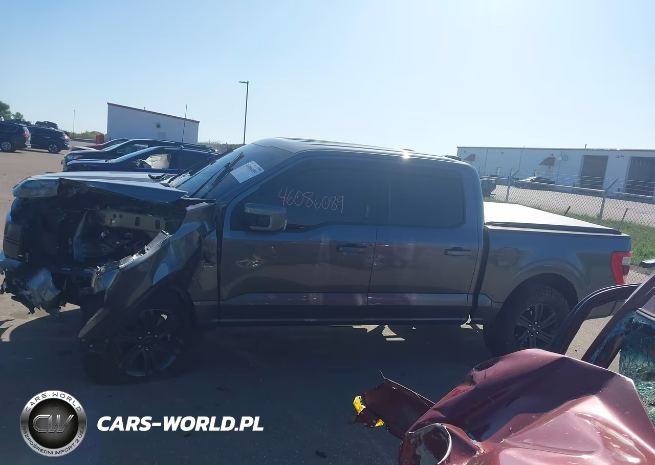 2023 Ford F-150 Lariat VIN:1FTEW1EP4PFC13895 - 15