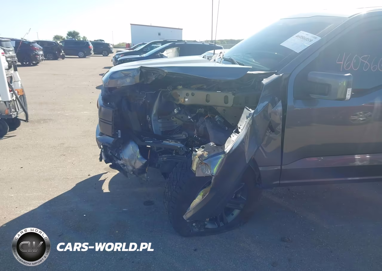 2023 Ford F-150 Lariat VIN:1FTEW1EP4PFC13895 - 6