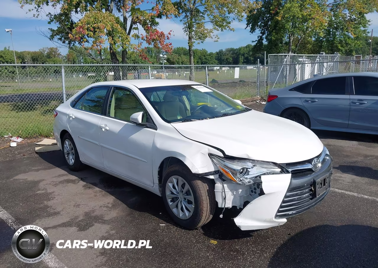 2017 Toyota Camry Le VIN:4T1BF1FK7HU797482 - 1