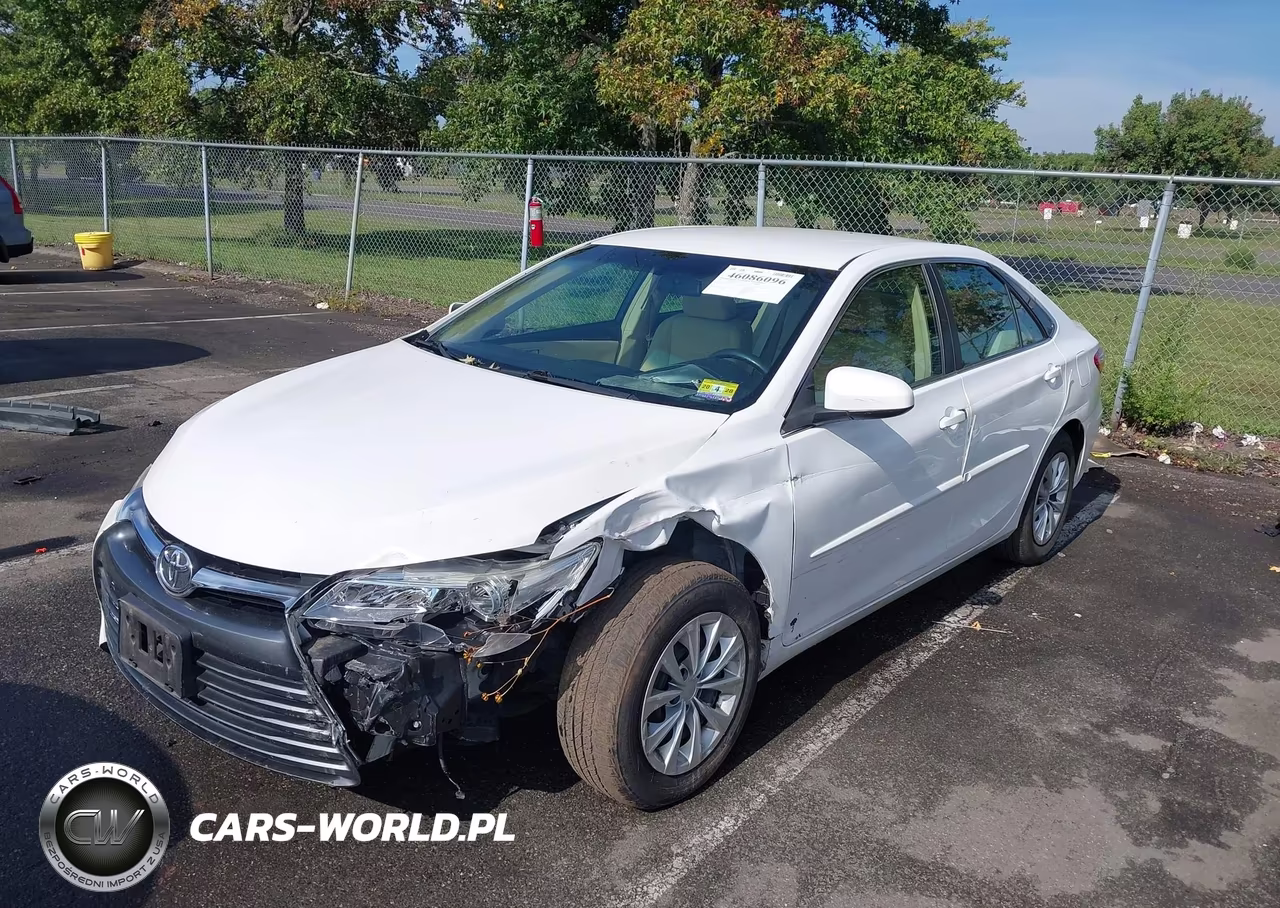 2017 Toyota Camry Le VIN:4T1BF1FK7HU797482 - 2