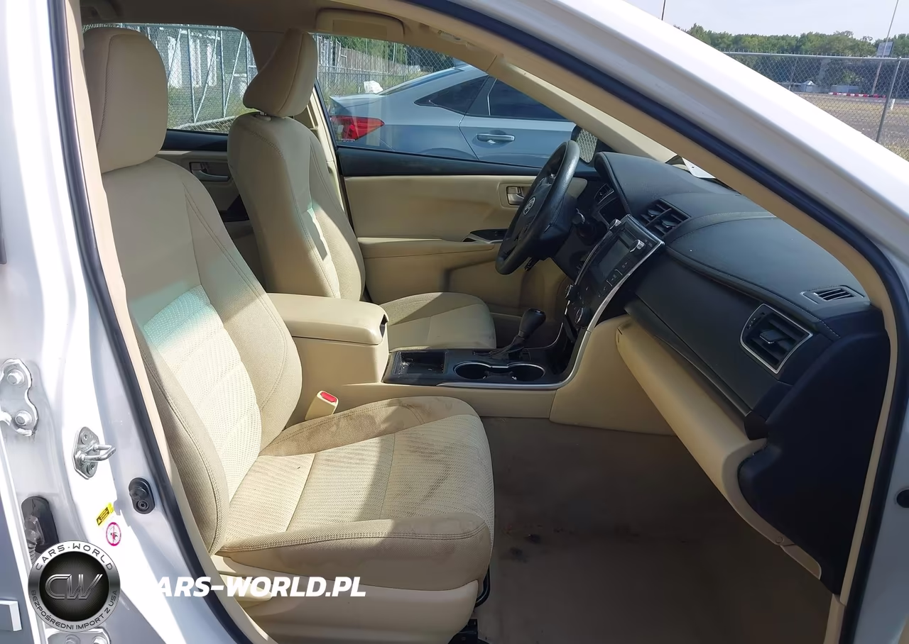 2017 Toyota Camry Le VIN:4T1BF1FK7HU797482 - 5