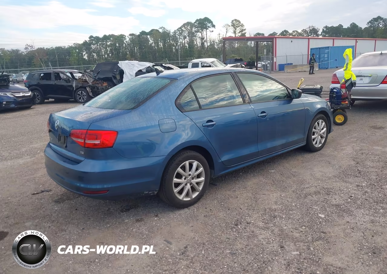 2015 Volkswagen Jetta 1.8T Se VIN:3VWD17AJ5FM261450 - 4