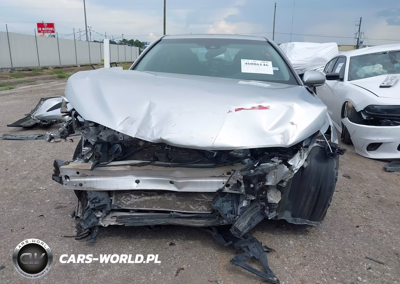 2018 Toyota Camry Se VIN:4T1B11HK6JU025573 - 13