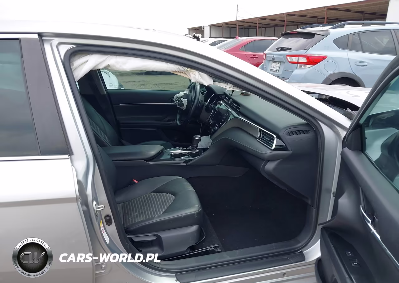 2018 Toyota Camry Se VIN:4T1B11HK6JU025573 - 5