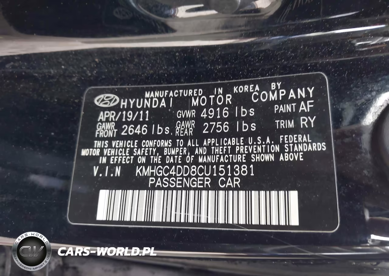 2012 Hyundai Genesis 3.8 VIN:KMHGC4DD8CU151381 - 9