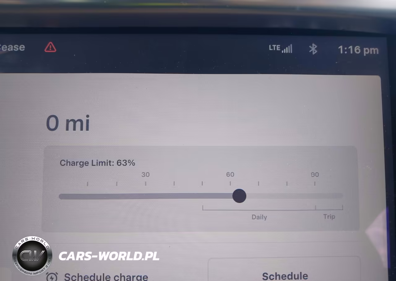 2017 Tesla Model S VIN:5YJSA1E24HF226058 - 18