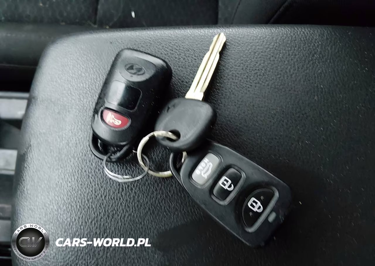 2020 Hyundai Elantra Sel VIN:5NPD84LF6LH568116 - 11