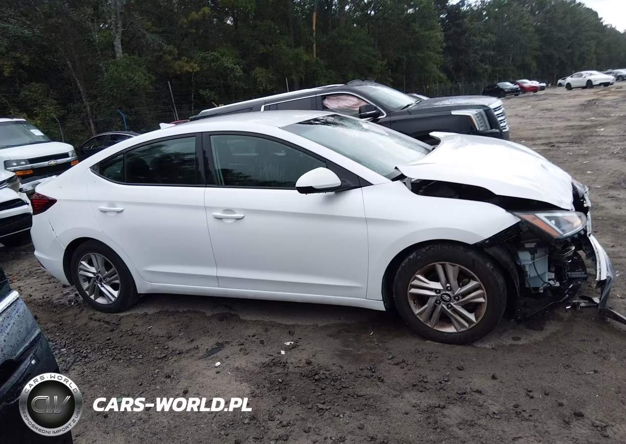 2020 Hyundai Elantra Sel VIN:5NPD84LF6LH568116 - 14