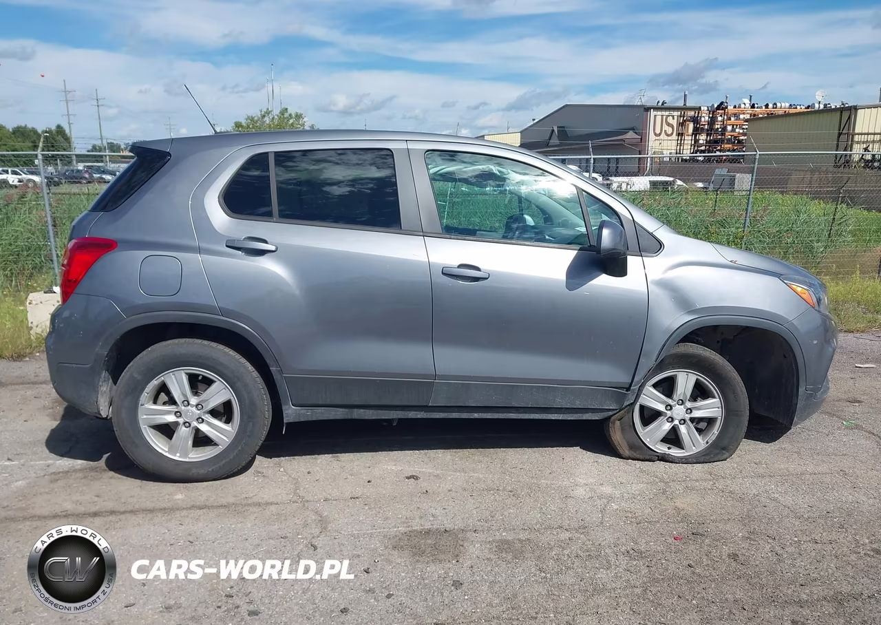 2020 Chevrolet Trax Awd Ls VIN:3GNCJNSB6LL272007 - 13