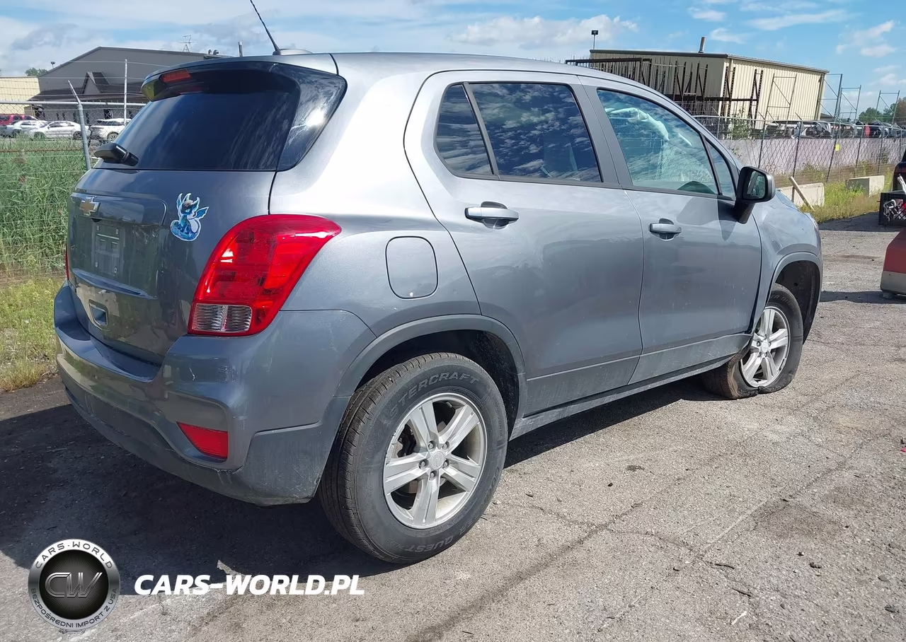 2020 Chevrolet Trax Awd Ls VIN:3GNCJNSB6LL272007 - 4