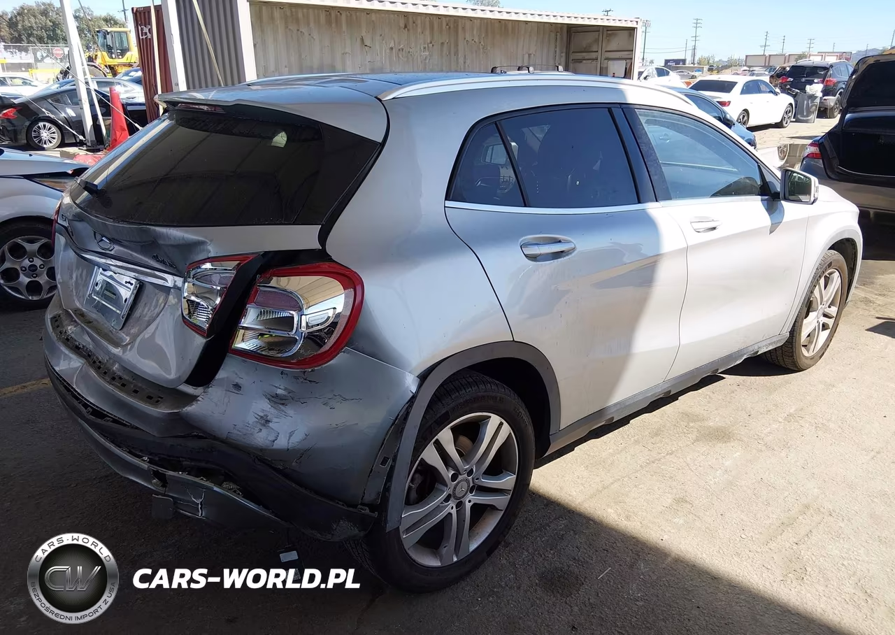 2017 Mercedes-Benz Gla 250 4Matic VIN:WDCTG4GB1HJ337431 - 4