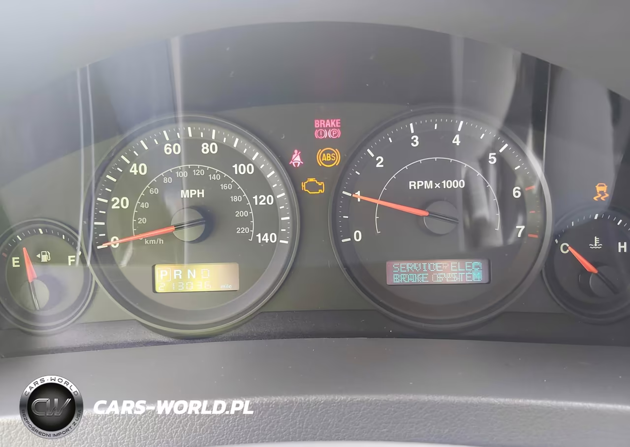 2005 Jeep Grand Cherokee Laredo VIN:1J4GR48K35C550536 - 7