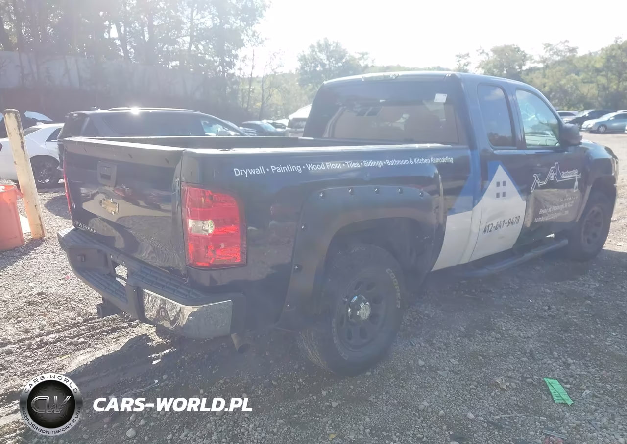 2011 Chevrolet Silverado 1500 Ls VIN:1GCRCREA7BZ252427 - 4