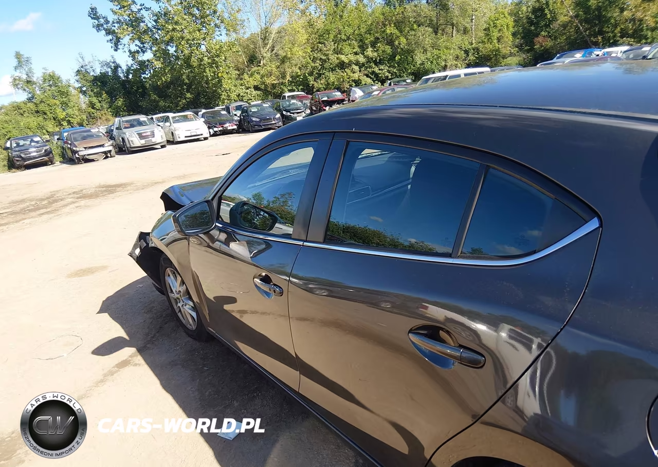 2014 Mazda Mazda3 I Touring VIN:JM1BM1L76E1122522 - 14