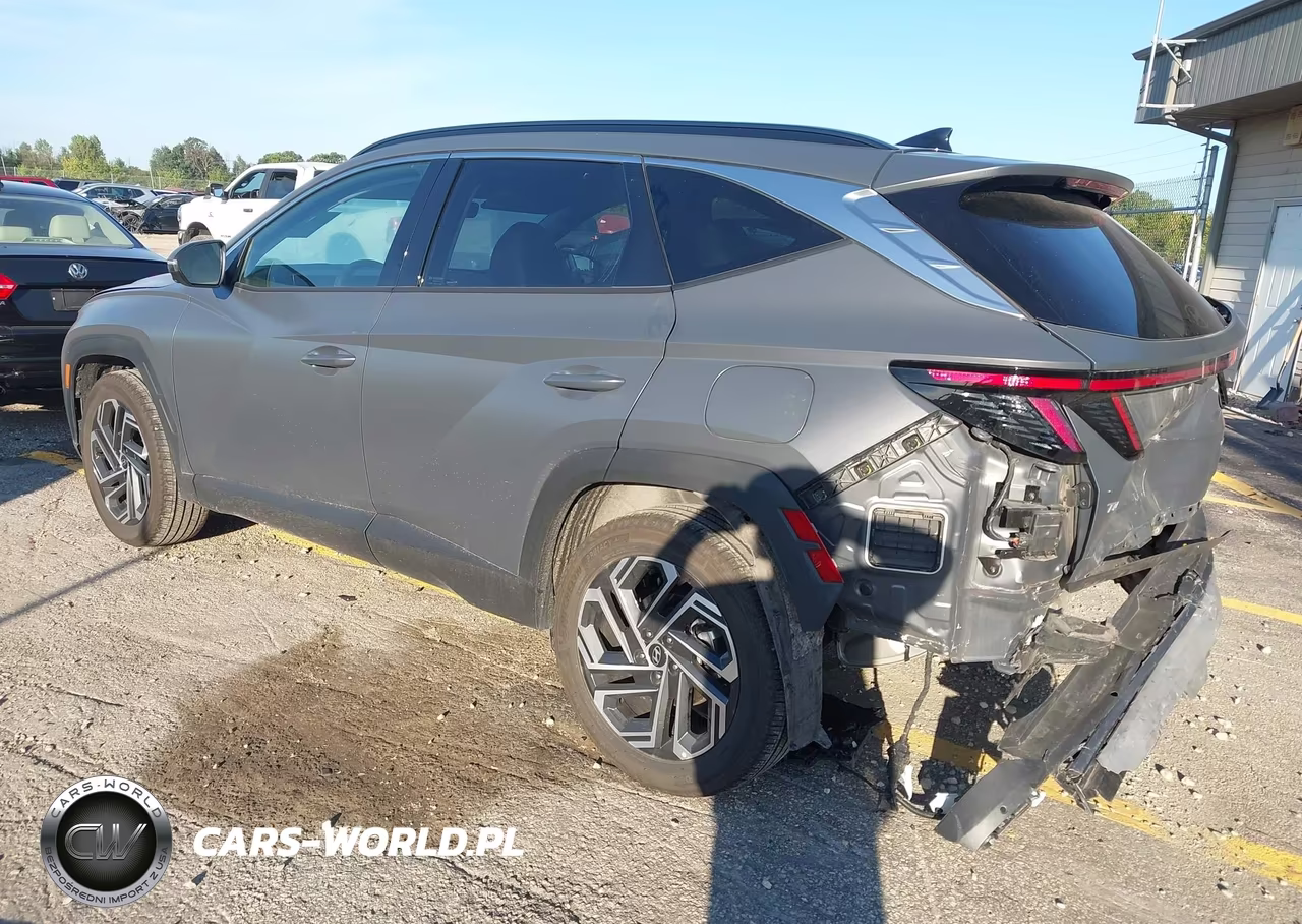 2025 Hyundai Tucson Limited VIN:5NMJECDE2SH579833 - 3