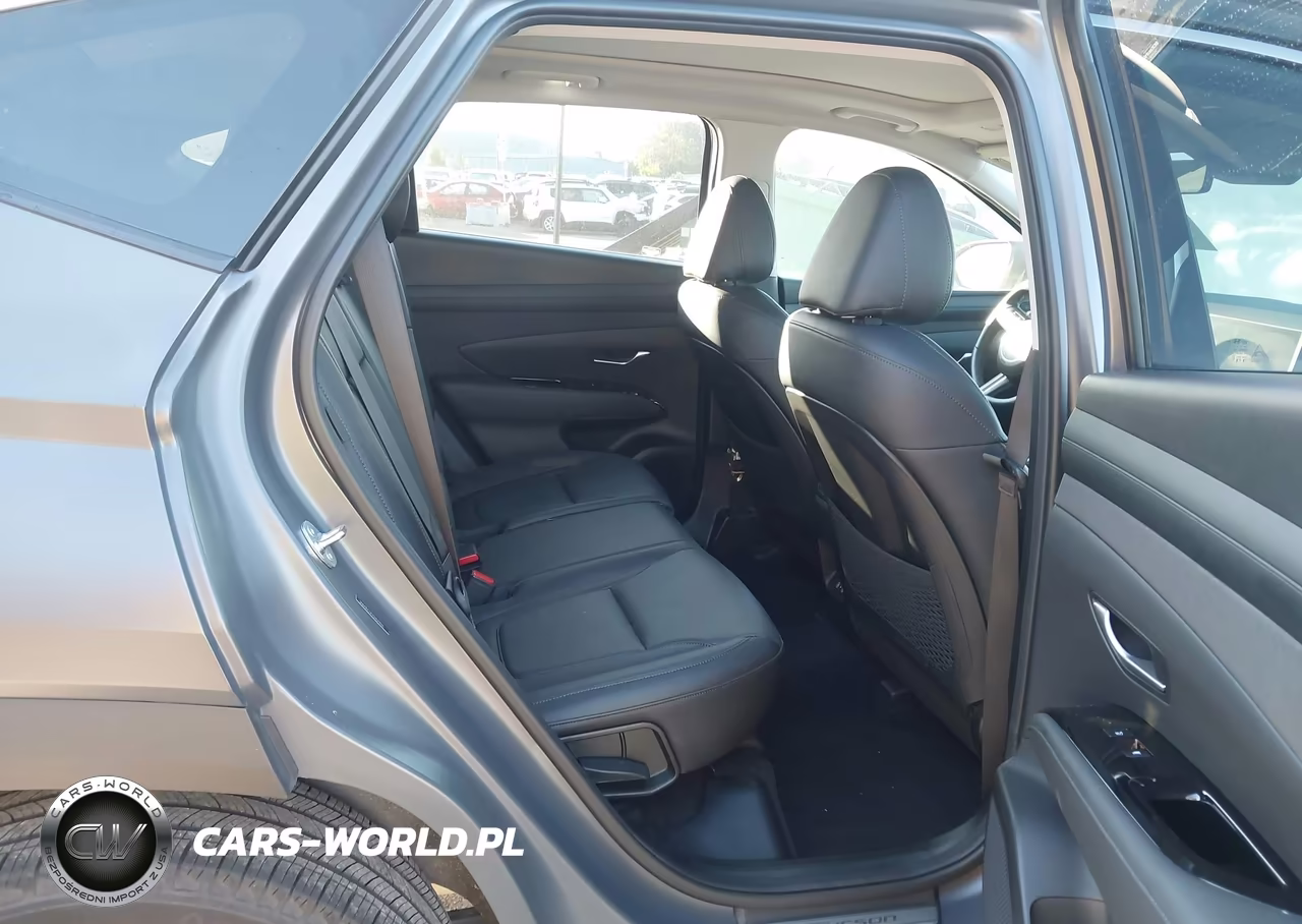 2025 Hyundai Tucson Limited VIN:5NMJECDE2SH579833 - 8