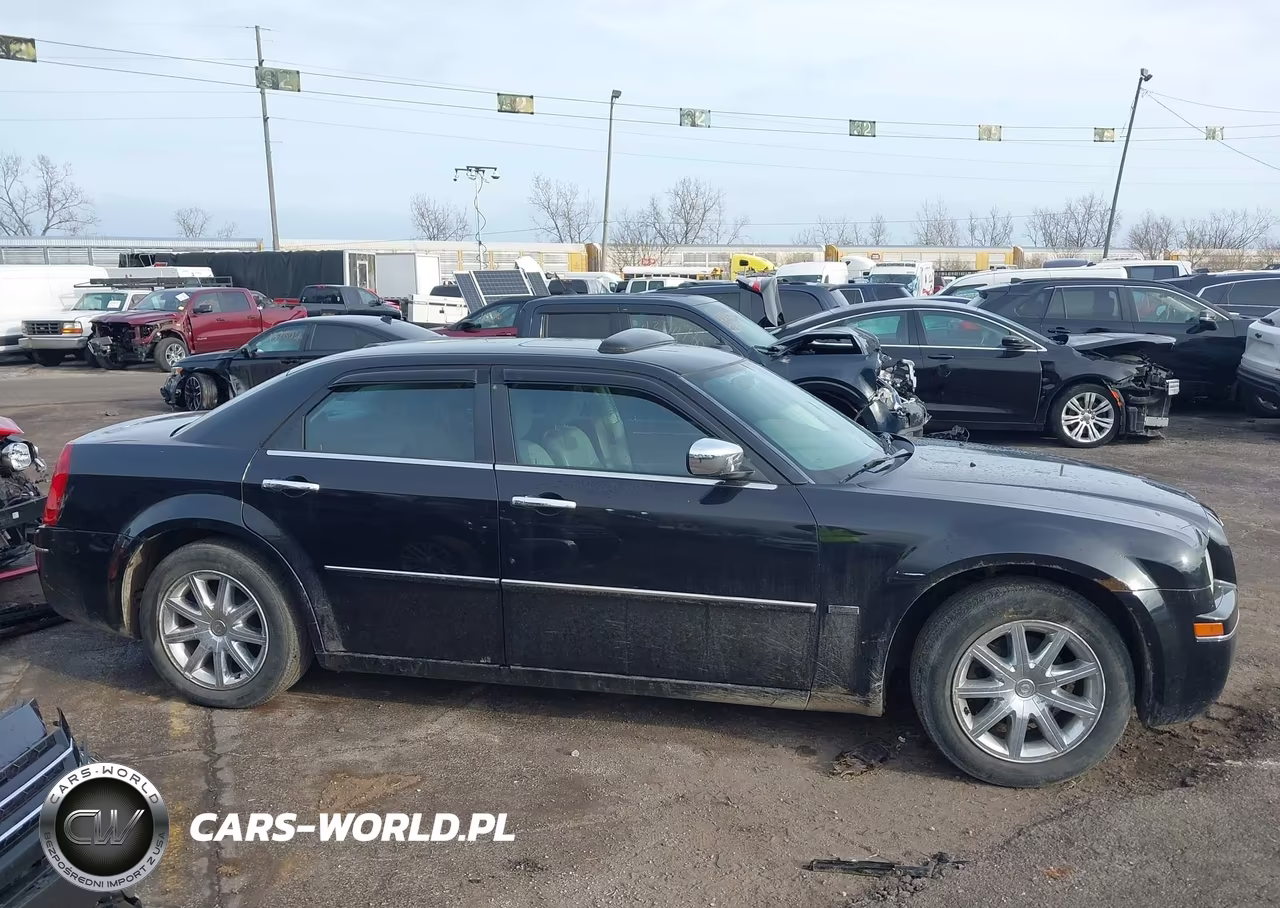 2010 Chrysler 300 Touring-Signature Series-Executive Series VIN:2C3CA5CVXAH330518 - 13