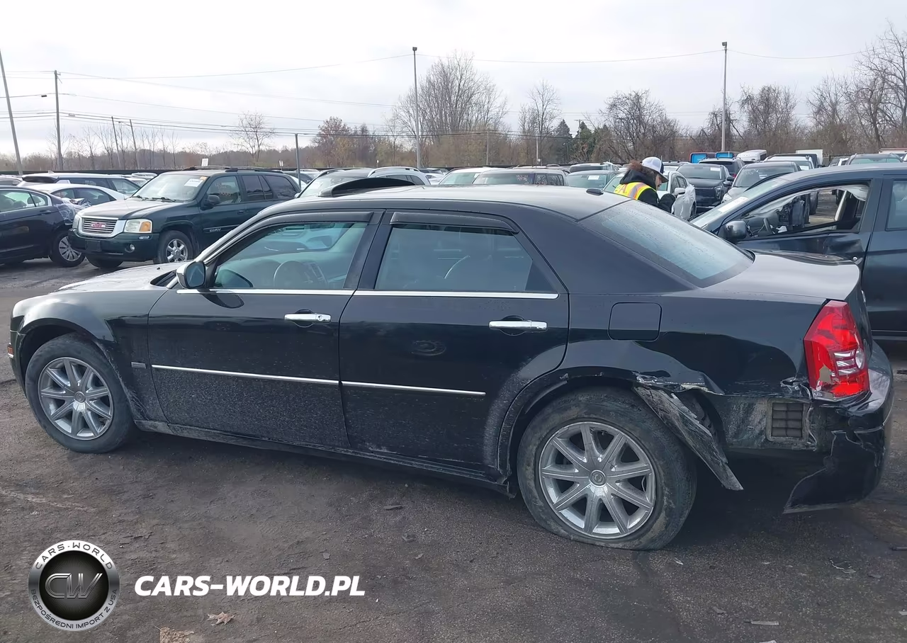 2010 Chrysler 300 Touring-Signature Series-Executive Series VIN:2C3CA5CVXAH330518 - 14