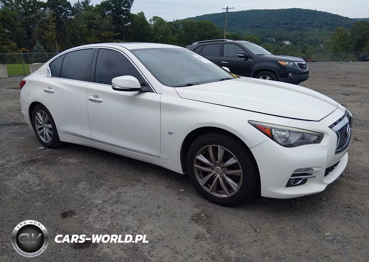 2015 Infiniti Q50 Premium – zdjęcie 1 z 13