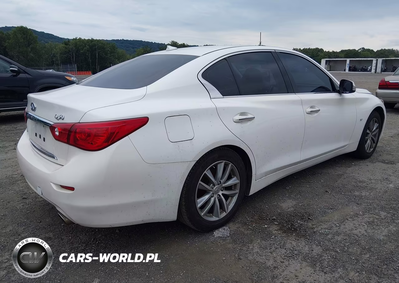2015 Infiniti Q50 Premium VIN:JN1BV7AR8FM396084 - 4