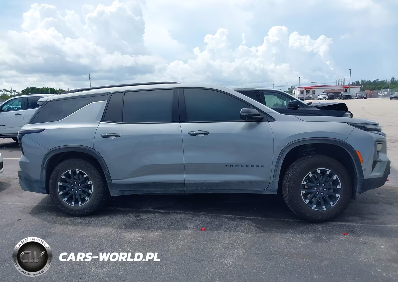 2026 Chevrolet Traverse Awd Z71 VIN:1GNEVJKS2TJ134932 - 13