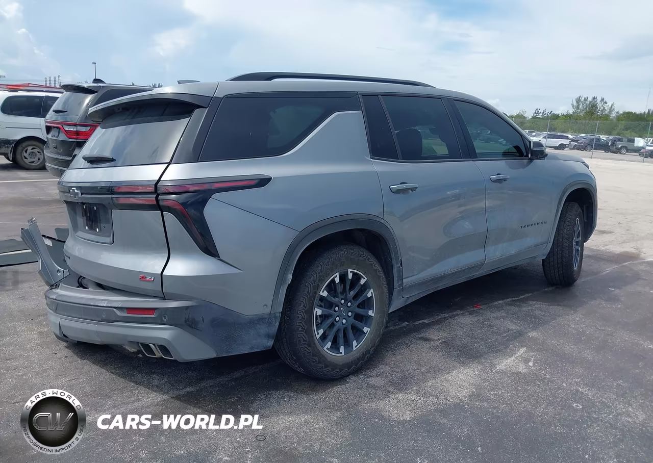 2026 Chevrolet Traverse Awd Z71 VIN:1GNEVJKS2TJ134932 - 4