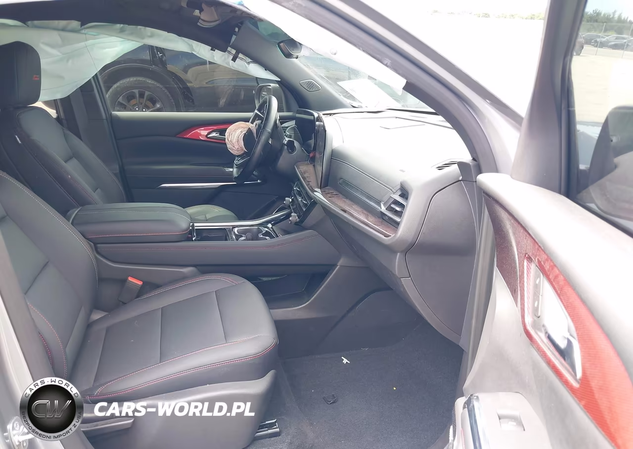 2026 Chevrolet Traverse Awd Z71 VIN:1GNEVJKS2TJ134932 - 5