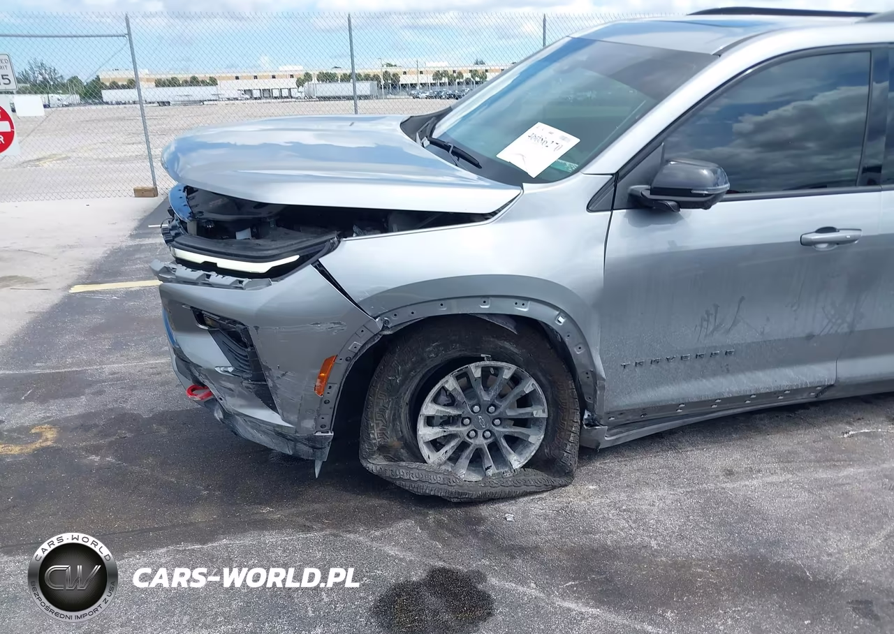 2026 Chevrolet Traverse Awd Z71 VIN:1GNEVJKS2TJ134932 - 6