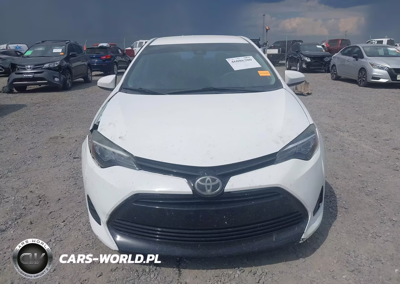 2017 Toyota Corolla Le VIN:5YFBURHE7HP638698 - 12