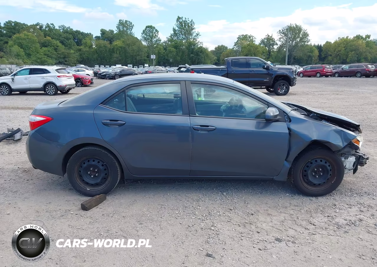 2015 Toyota Corolla Le VIN:2T1BURHE9FC479549 - 13