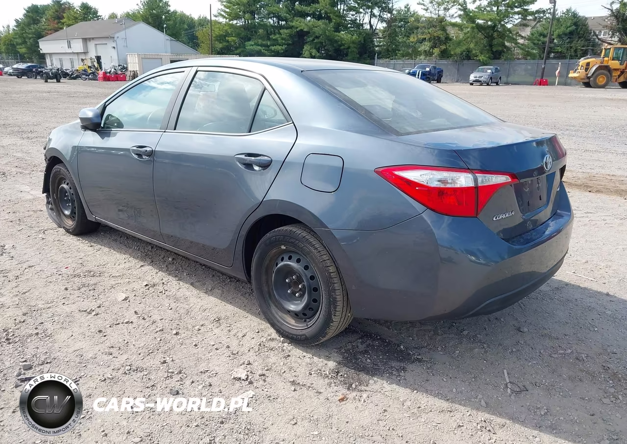2015 Toyota Corolla Le VIN:2T1BURHE9FC479549 - 3