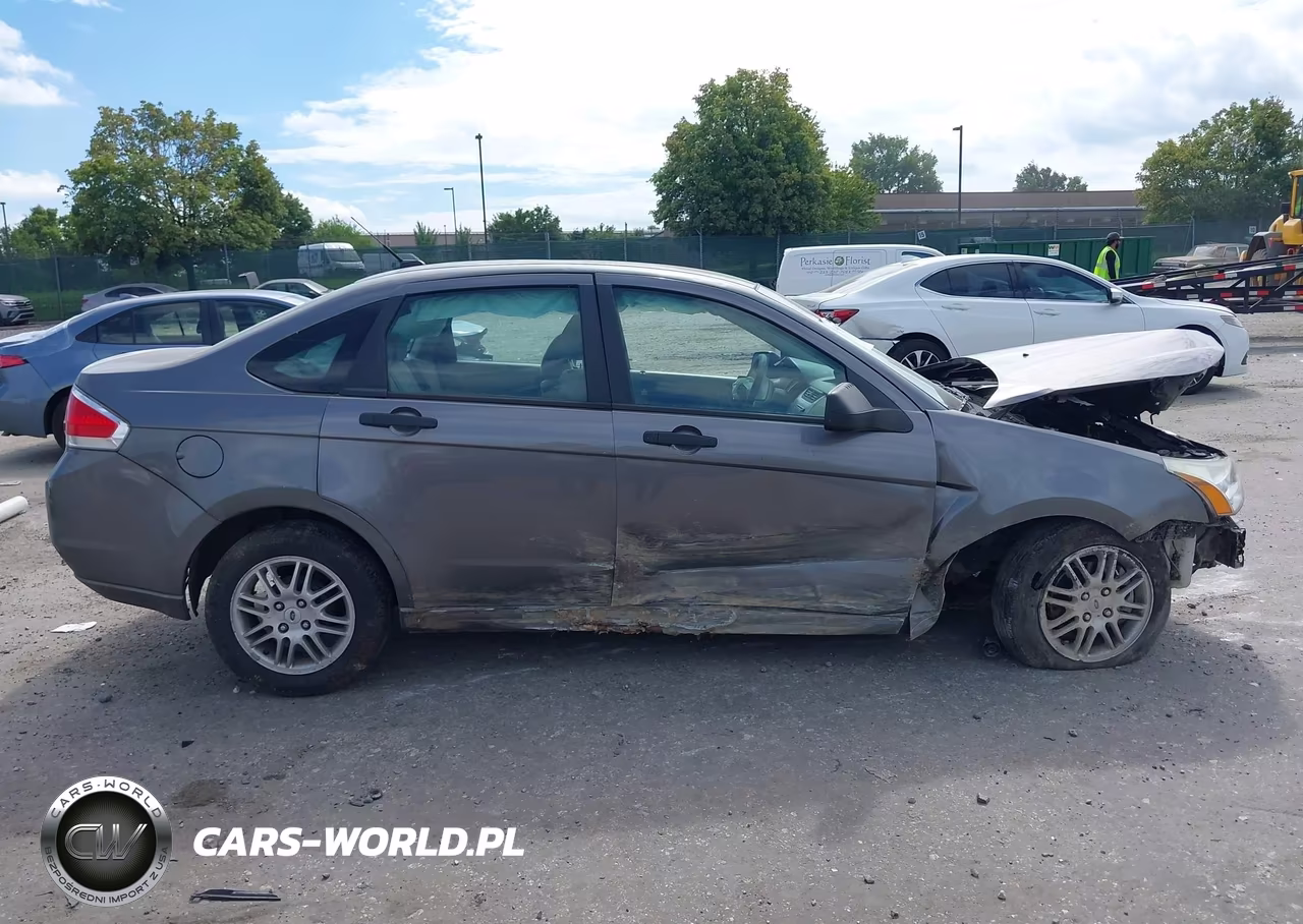 2011 Ford Focus Se VIN:1FAHP3FN3BW173228 - 12