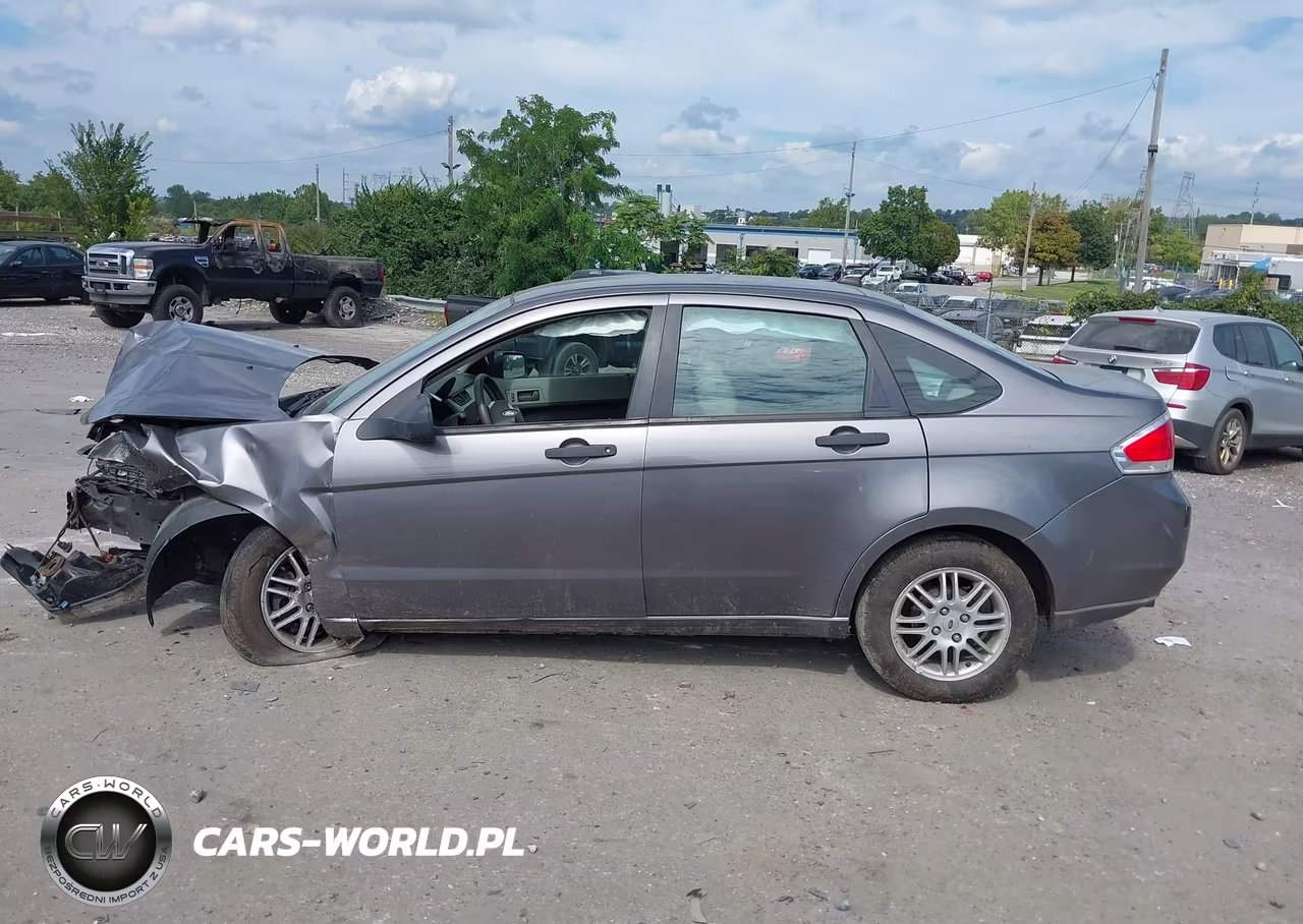 2011 Ford Focus Se VIN:1FAHP3FN3BW173228 - 13