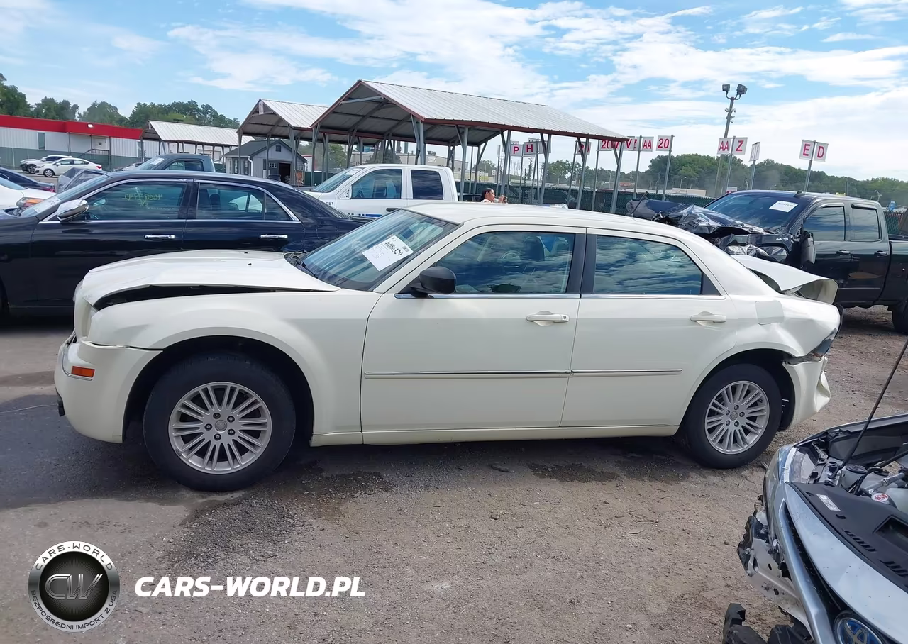 2008 Chrysler 300 Touring VIN:2C3KA53G68H222968 - 14