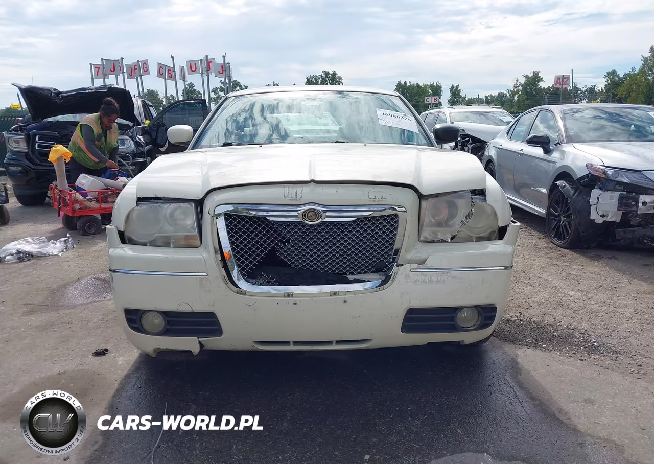 2008 Chrysler 300 Touring VIN:2C3KA53G68H222968 - 6