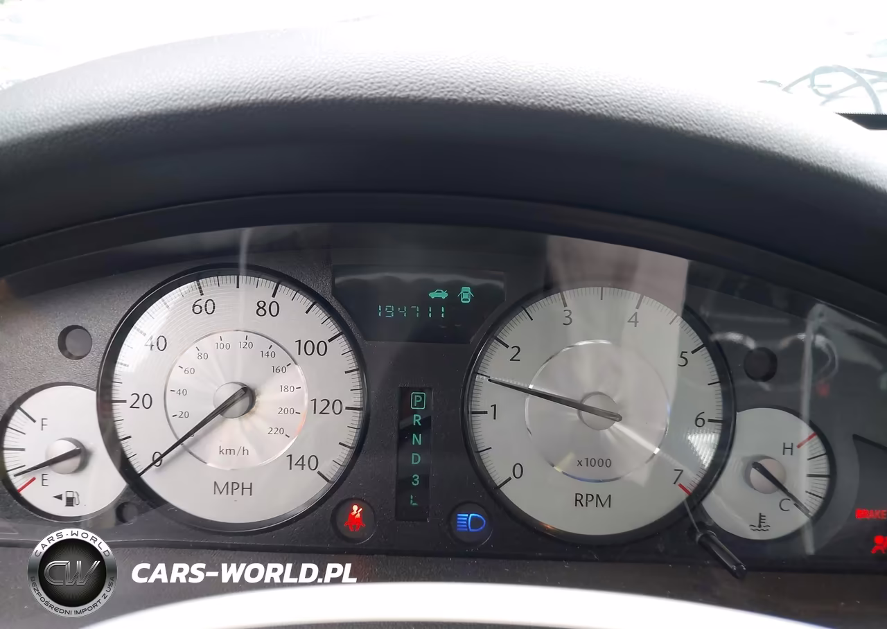 2008 Chrysler 300 Touring VIN:2C3KA53G68H222968 - 7