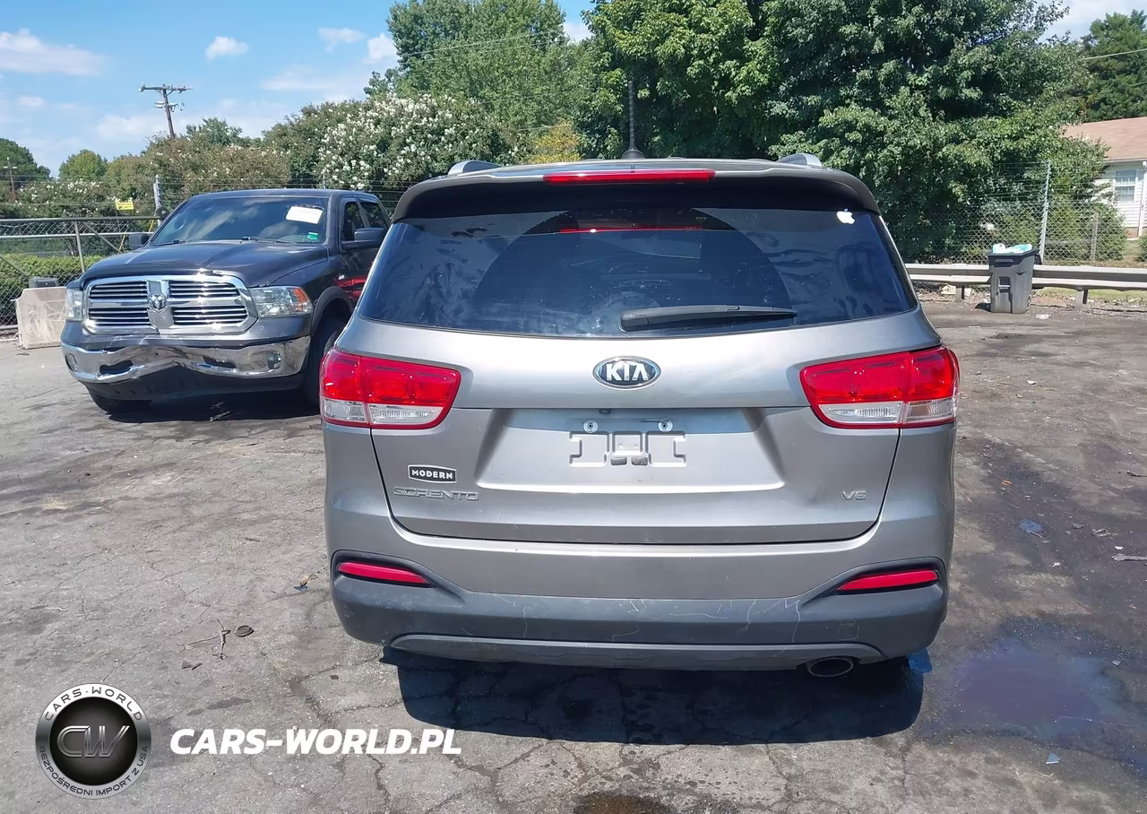2017 Kia Sorento 3.3L Lx VIN:5XYPG4A52HG199330 - 16