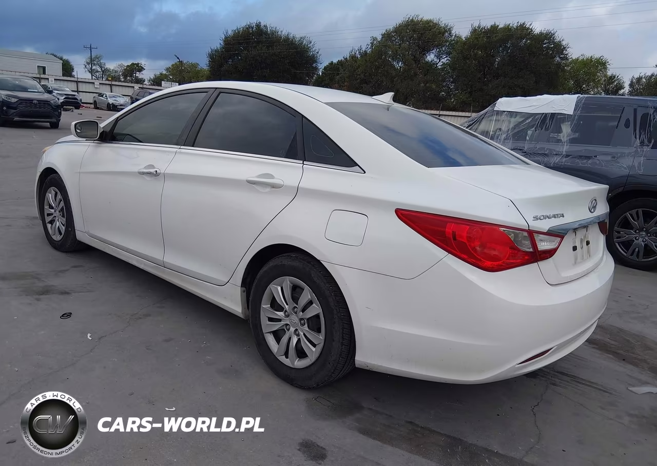 2012 Hyundai Sonata Gls VIN:5NPEB4AC5CH457913 - 3